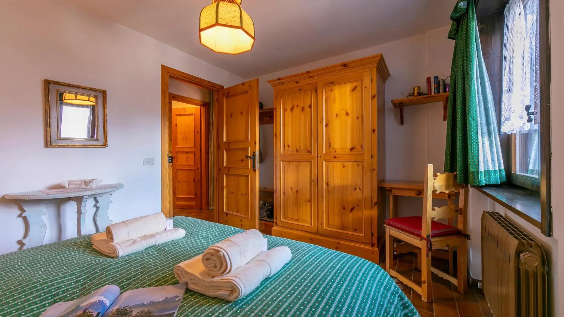 Apartamento Casa Cisi Ski In-Ski Out 20M - Happy Rentals Livigno