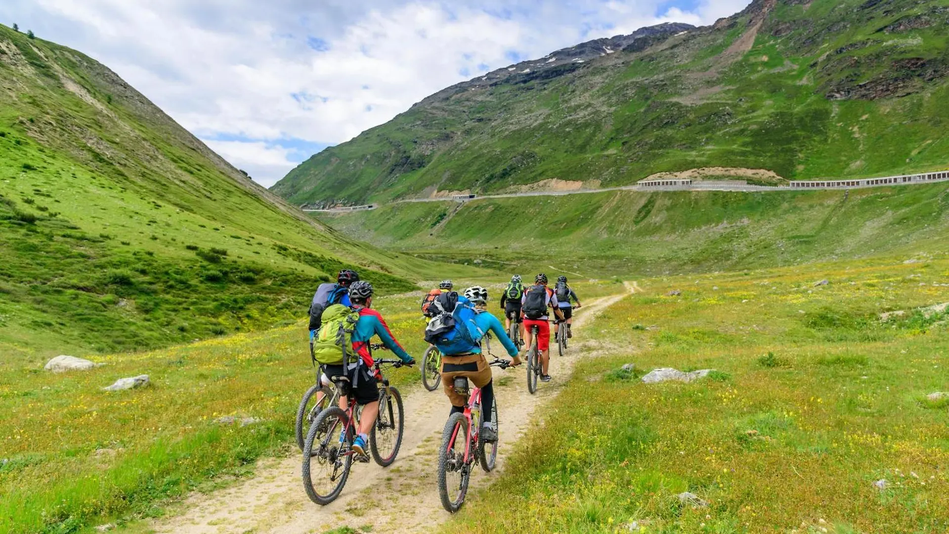 Casa Cisi Ski In-Ski Out 20M - Happy Rentals Livigno Apartamento
